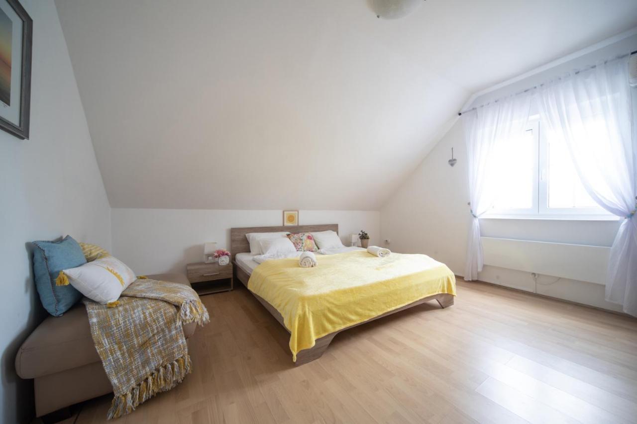 Vila Oliva 8 Fos Balatoni Nyaralo Balatonakarattya Exteriér fotografie
